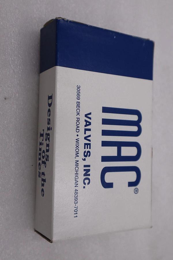 Used NEW MAC VALVES INC 52A-13-00A-DM-DDAJ-4KD SOLENOID VALVE STOCK H1204
