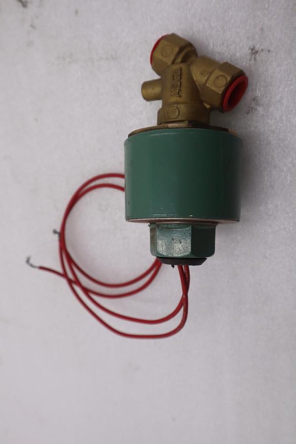 Used ASCO 8211C73 AUTOMATIC SWITCH SOLINOID VALVES STOCK #K-3645