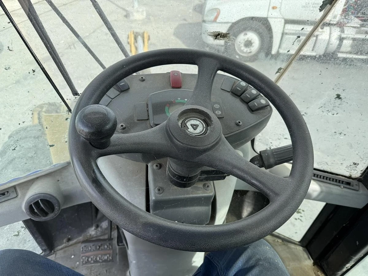 Used CATERPILLAR 914K COMPACT WHEEL LOADER (JUST SERVICED BY OEM)