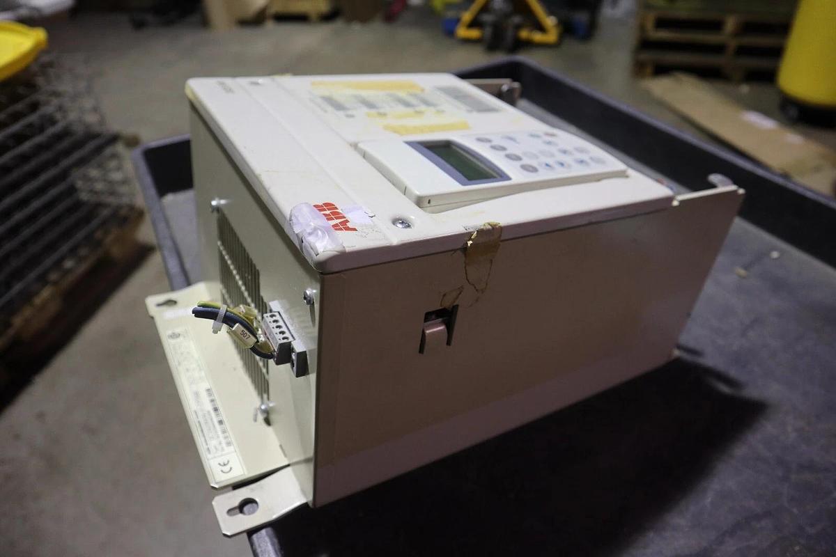 Used ABB DCS502B0050-51-21P2000 DC Drive 480V 520Vdc 50A 25HP STOCK S-12