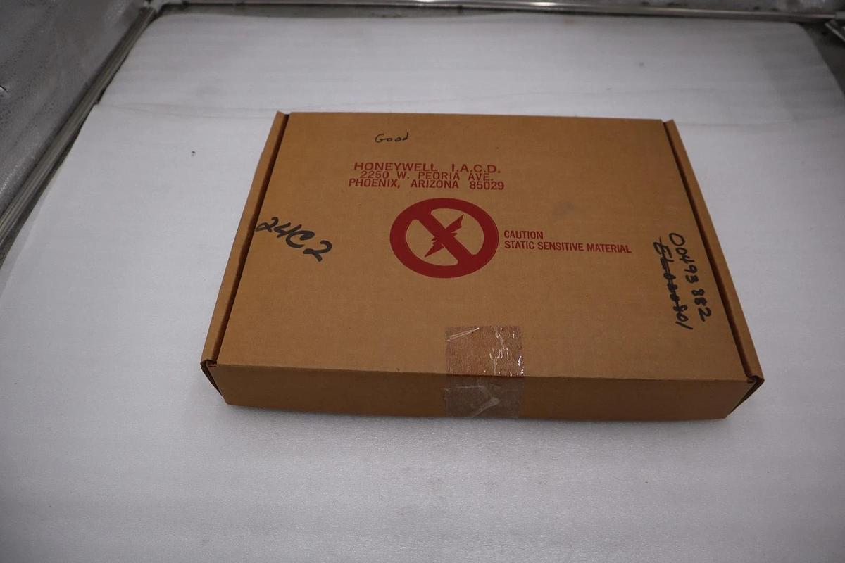 Used HONEYWELL 30752588-001 / 30752588001 (NEW WITH BOX) STOCK G631