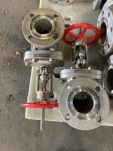 Used WARREN GATE VALVE SIZE 4 S/S (TWO AVAILABLE)