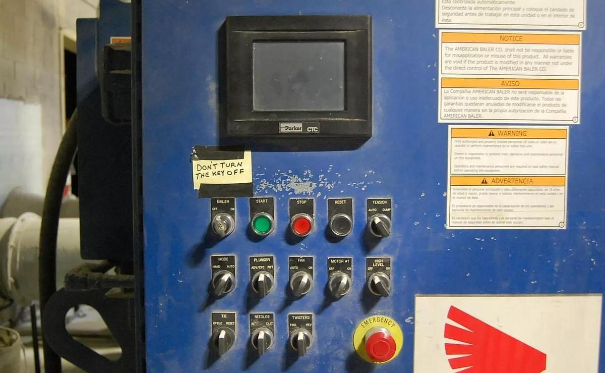 Used 30 HP HORIZONTAL AUTO TIE AMERICAN BALER MODEL PAC4029730