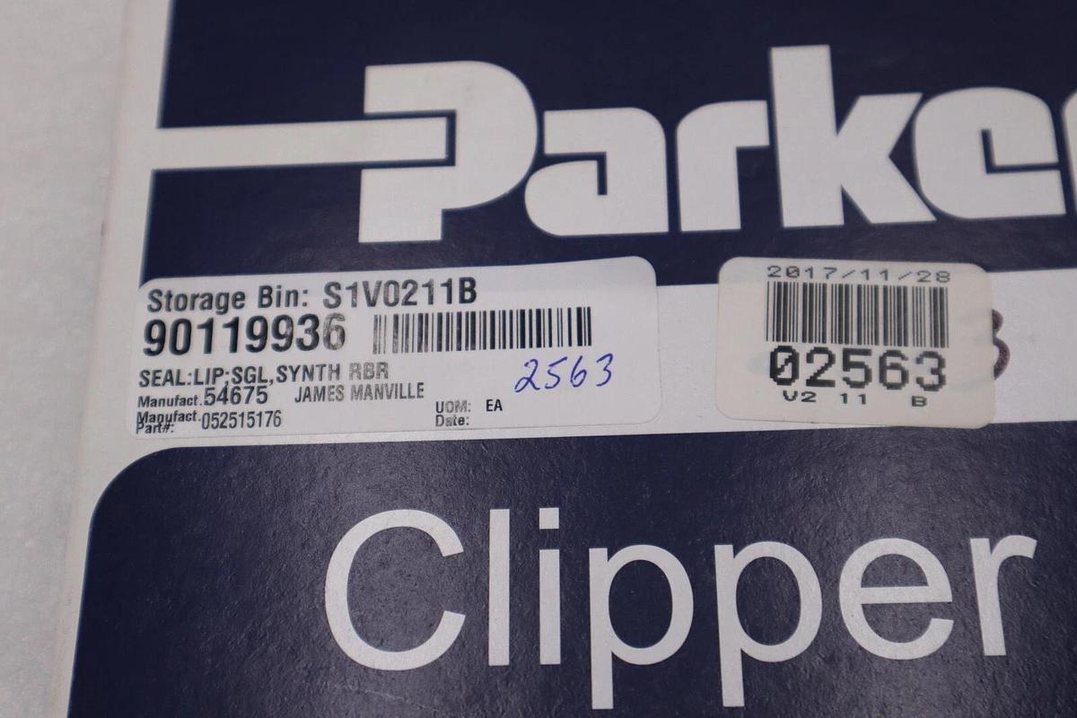 Used NEW PARKER 15176 H1L5 4QTR17 CLIPPER OIL SEAL STOCK 3776A