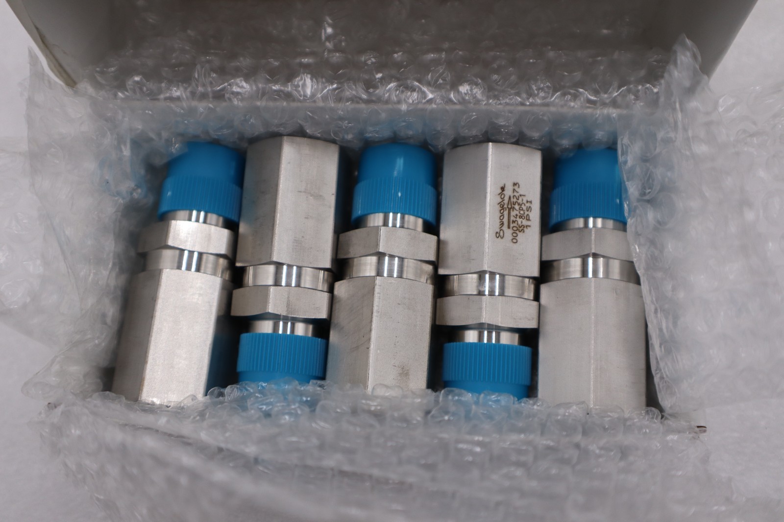 BOX OF 5 - Swagelok SS-8CP5-1 Stainless Steel 1-Piece Poppet Check Valve #GF169