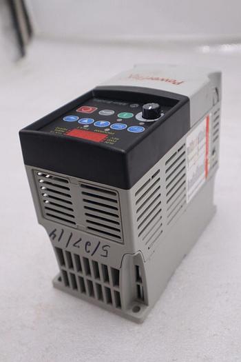 Used AB 22A-D1P4N104 PowerFlex4 AC Drive 22AD1P4N104 SER A ALLEN BRADLEY STOCK B-1287