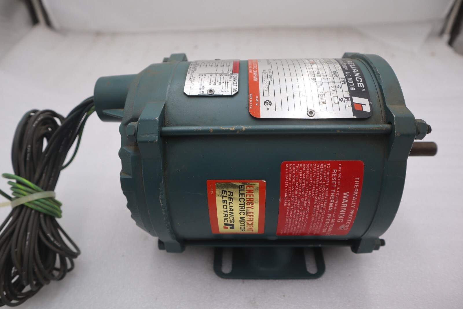 Used RELIANCE ELECTRIC P48H2302N-YP DUTY MASTER AC MOTOR 1/4 HP STOCK #M-35