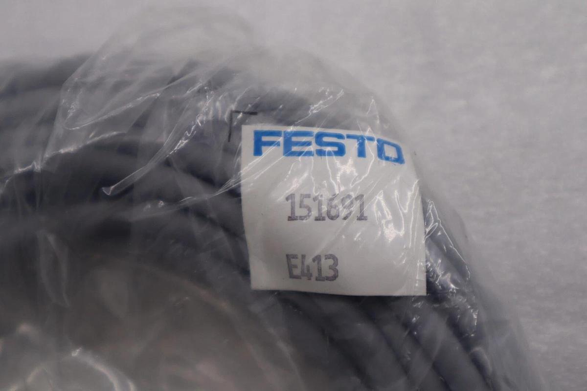 NEW FESTO 151691 PLUG SOCKET WITH CABLE STOCK L-206-C