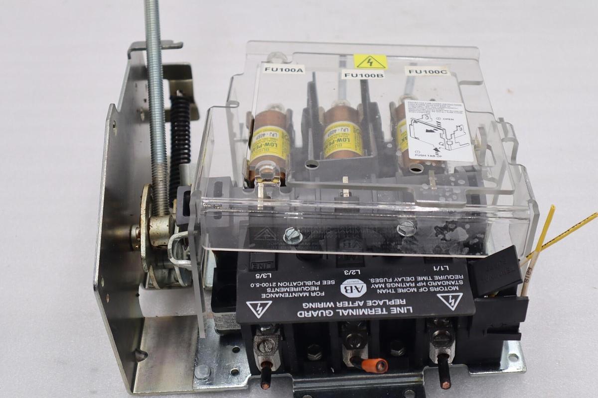 Used ALLEN BRADLEY 1494V-DS400 /1494V-FS60 DISCONNECT SWITCH / A 400A 600V STOCK 5305