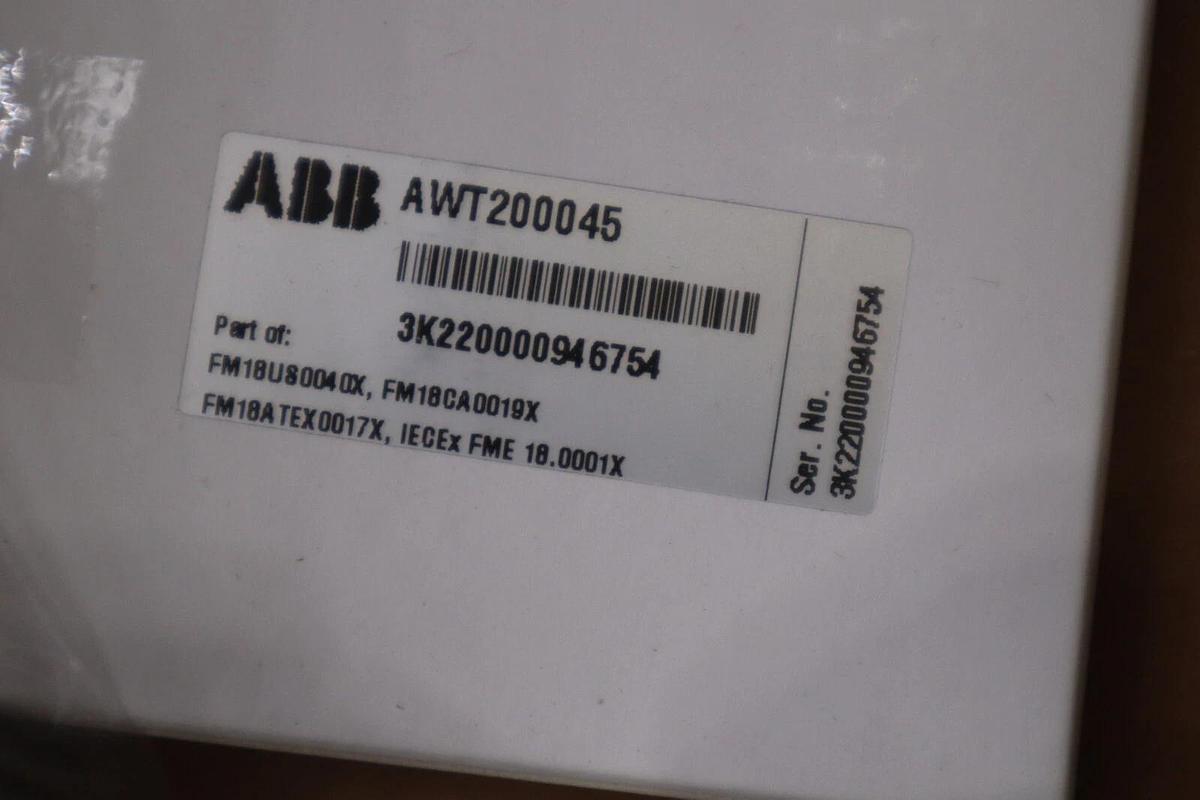 Used ABB AWT210 AWT210A2C4H1E6-A1-U3-M5 / AWT200062 2 WIRE TRANSMITTER CONTROL #G149A