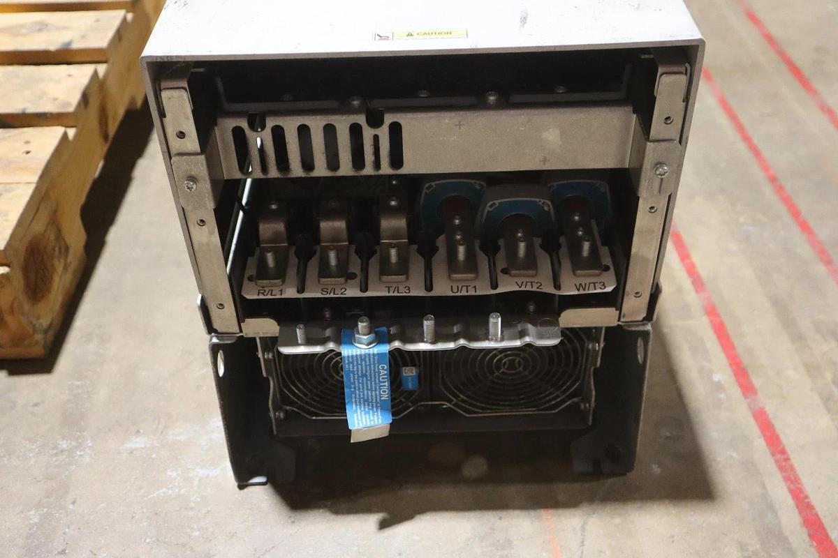 Used ALLEN BRADLEY 20G1AND125JA0NNNNN PowerFlex 755 AC Drive 100 HP - STOCK CC106