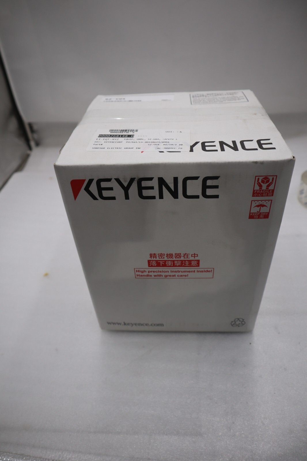 New Keyence SZ-V04 Safety Laser SZ-V04 Scanner STOCK G493