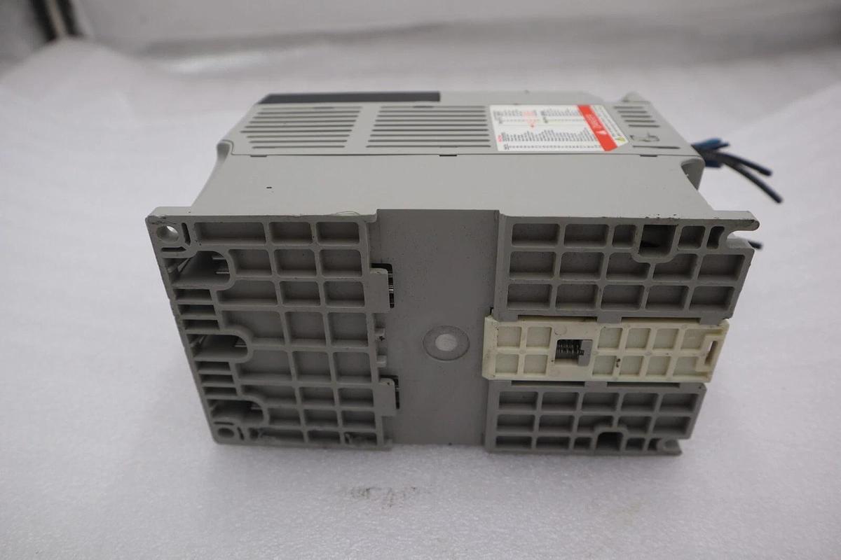 Used Allen Bradley 22B-B8P0N104 PowerFlex 40 AC Drive Ser A AB STOCK K-3523