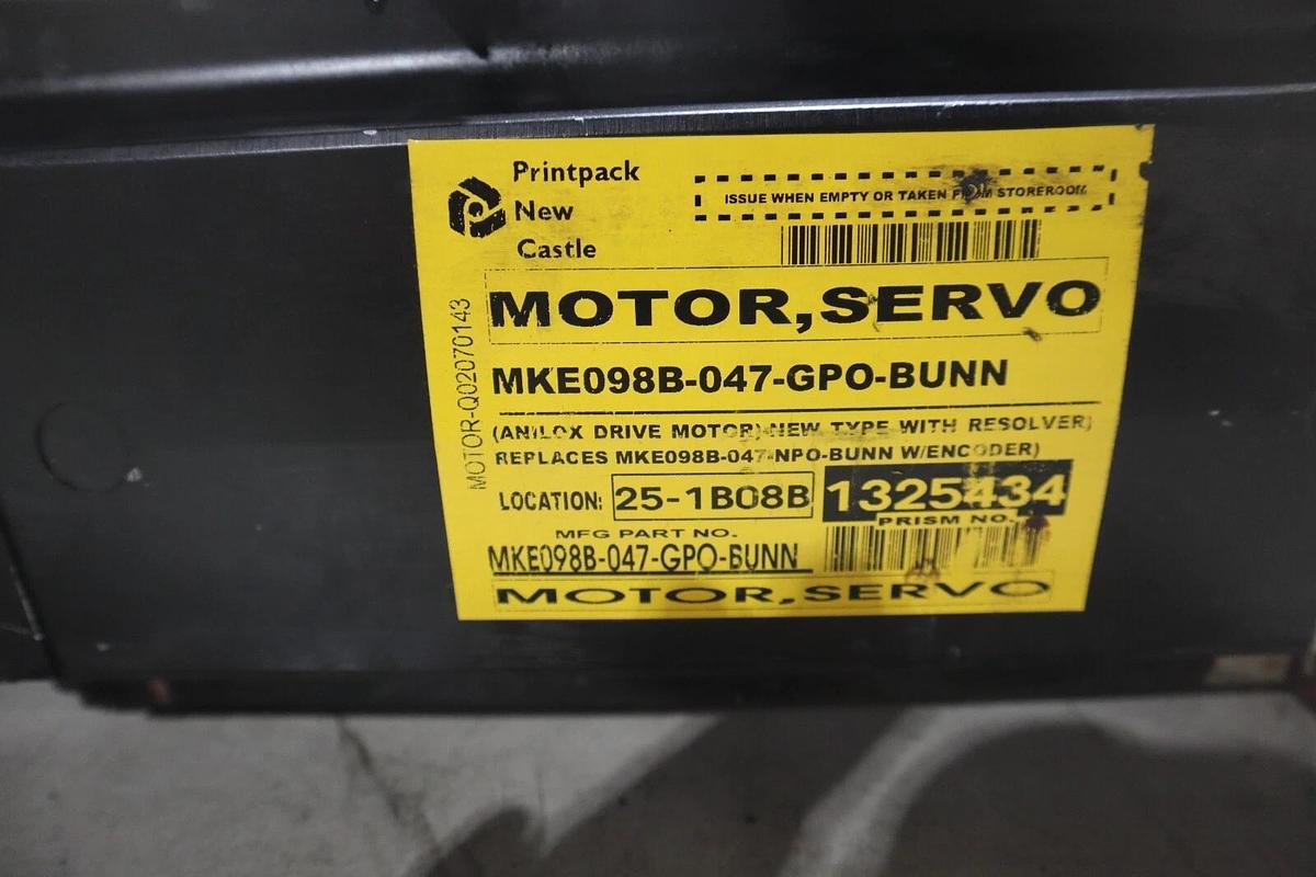 Used REXROTH MKE098B-047-GP0-BUNN / R911330073 HAZARDOUS LOCATION SERVO MOTOR #S-668