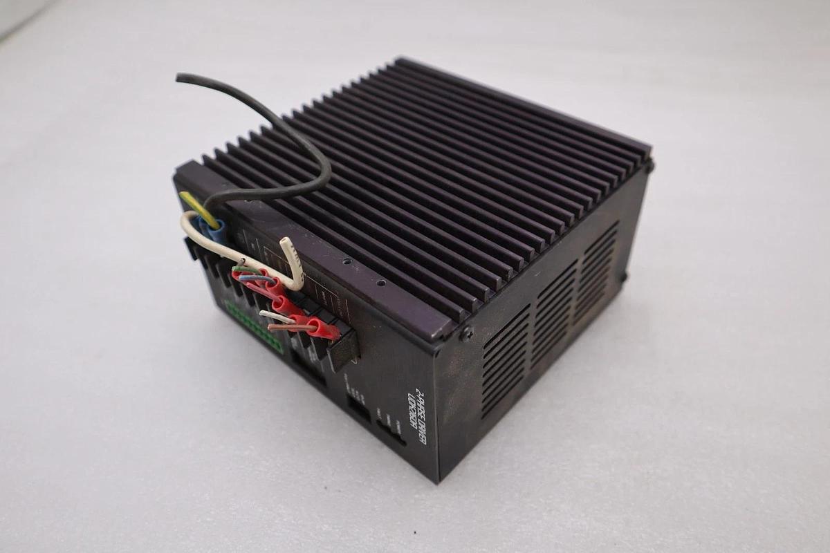 Used VEXTA UDK2160A-4.0 Driver 2-PHASE 100/115V~ 8A1 50/60HZ STOCK 3496A