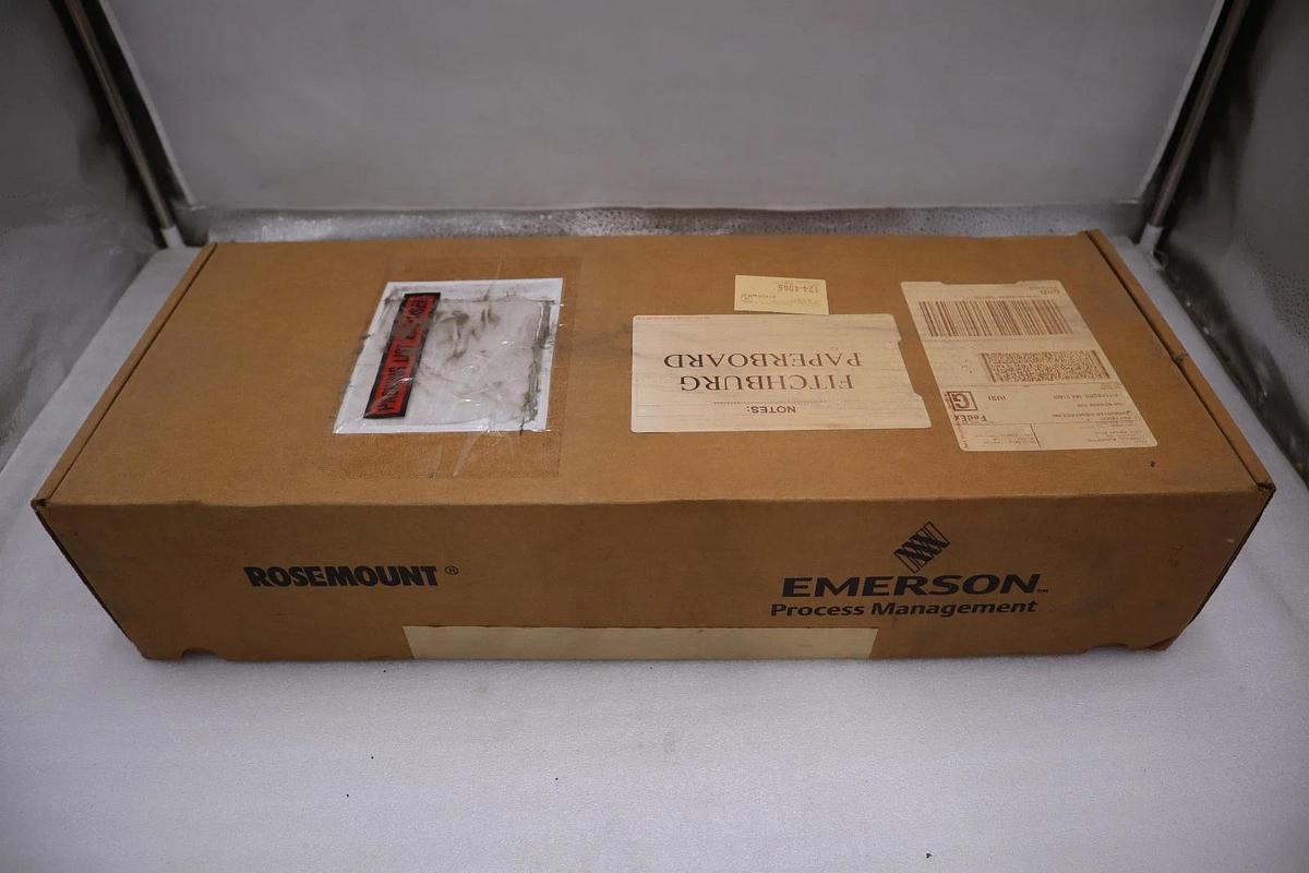 Used Rosemount 114CE0045TAA3SC017BWX Pressure Transmitter NEW IN BOX STOCK GF-178