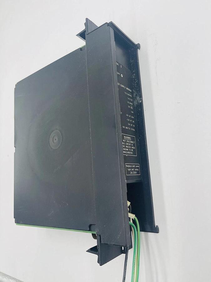 Used GE FANUC IC697PWR711H SERIES 90-70 PLC POWER SUPPLY #K-764