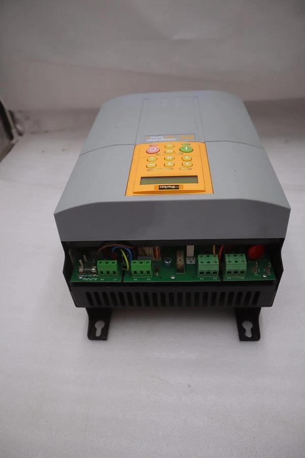 Used Parker Drive 599P-53260010-TP00-U4V0 SERIES 2 - STOCK GF963