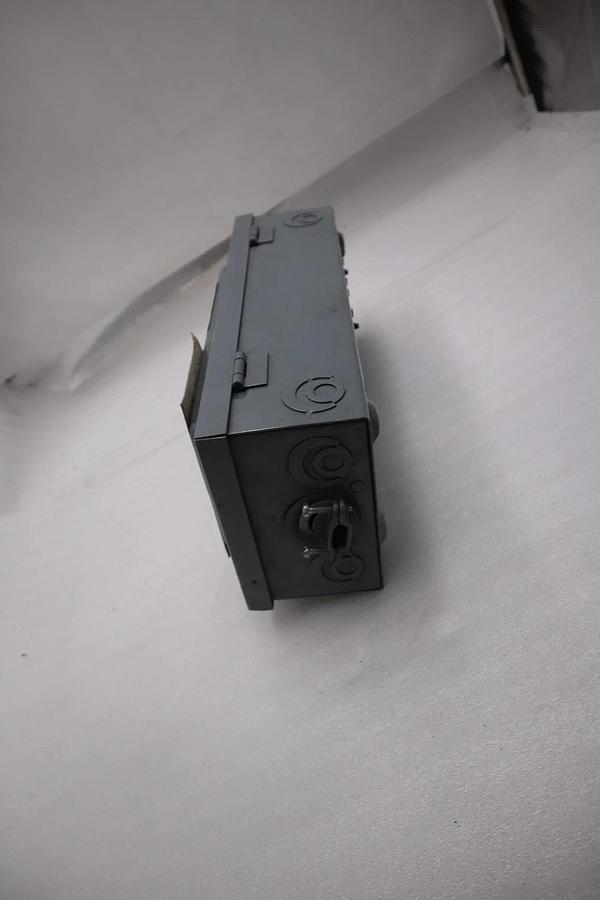 Used Square D H321N Heavy Duty Safety Switch 30A 3 Pole Fusible UNIT STOCK 4911-A