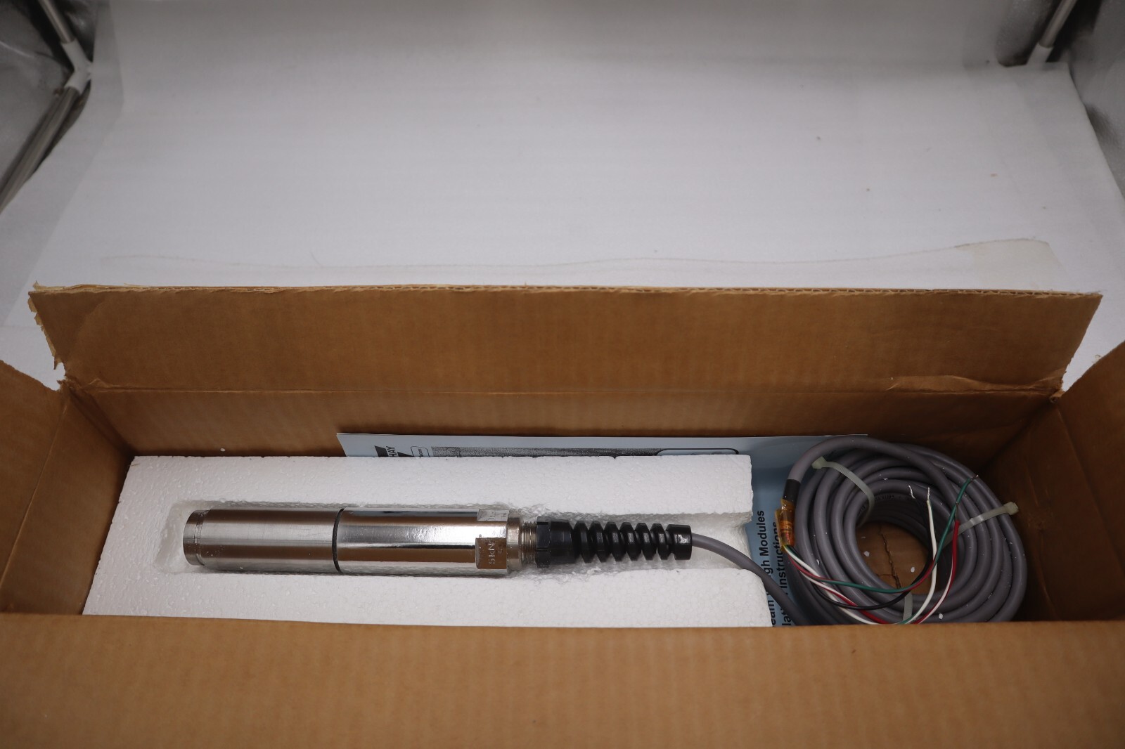 NEW IN BOX Vishay BLH KIS-2 Load Beam Transducer 5kN STOCK G192