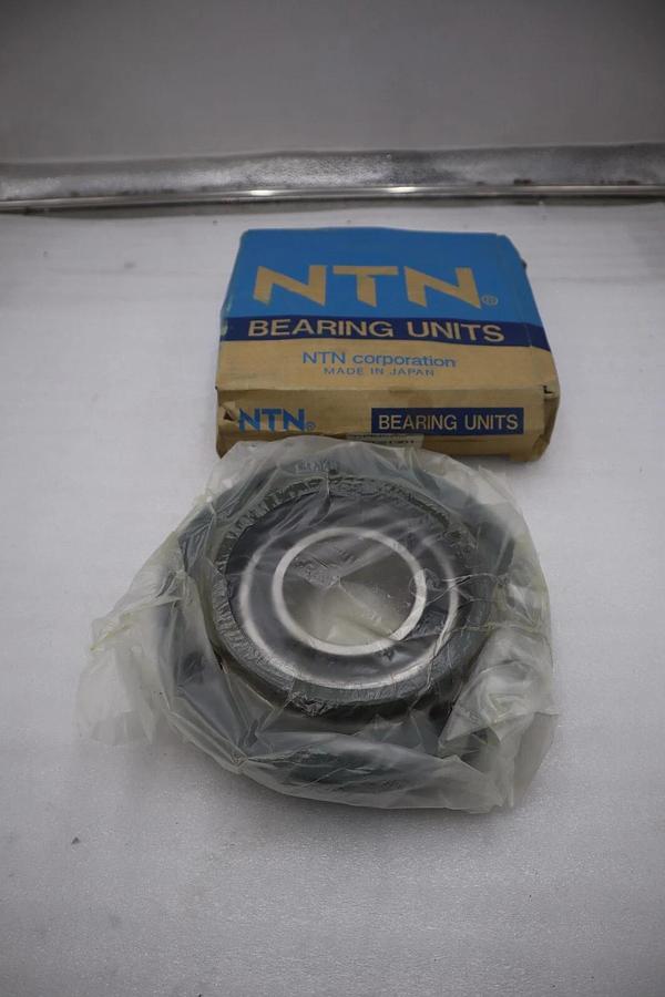 NEW IN BOX UKFC213D1 NTN Ball Bearing Flange Unit STOCK 817D