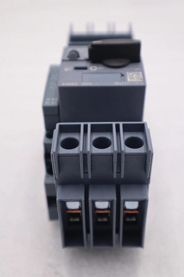 NEW SIEMENS 3RV2901-1A LATERAL AUXILIARY SWITCH 2 POLE 1NO/1NC STOCK B-1697