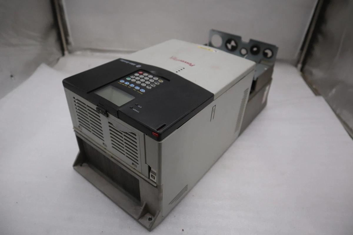 Used 30HP 20BE032A3AYNANC0 PowerFlex 70 Allen Bradley Drive VFD Stock GF599