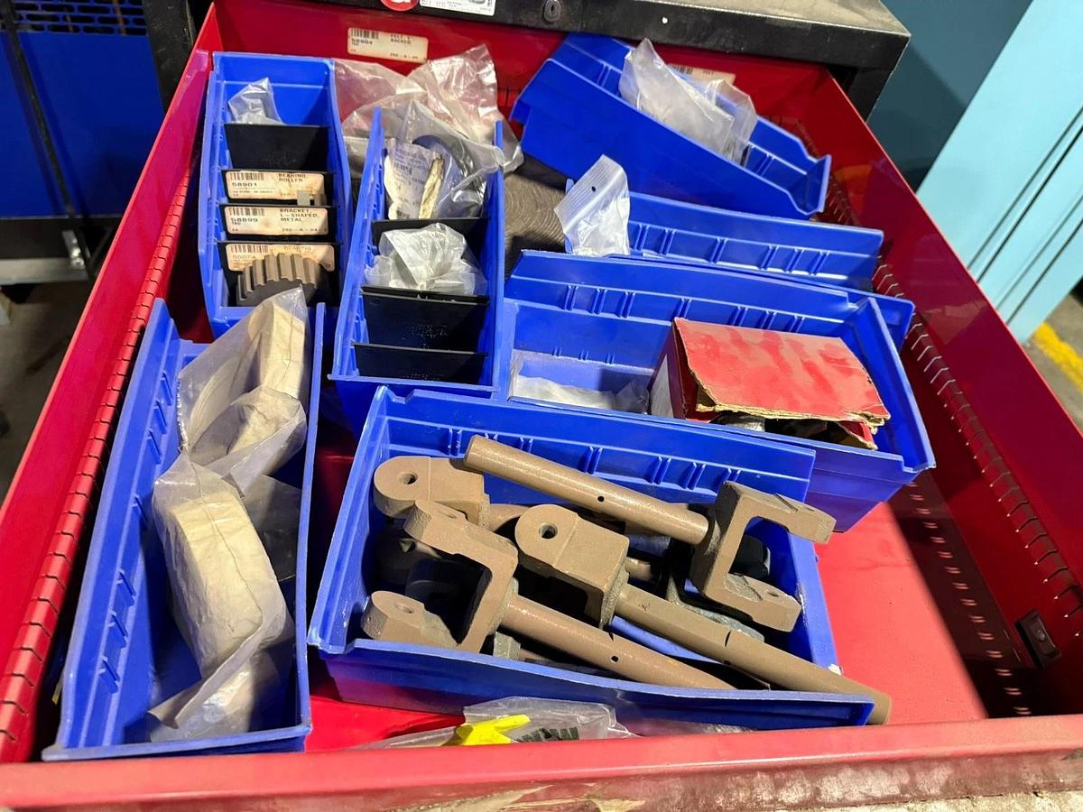 Used VIDMAR STYLE 9 DRAWER CABINET  (NO CONTENTS)