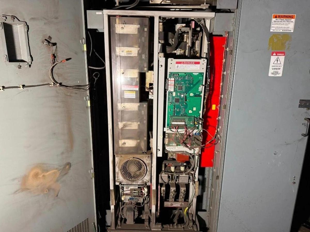 Used ALLEN BRADLEY 1336T-C650-AX-GT1EN / 1336TC650AXGT1EN  (USED) 1336T DRIVE 600V