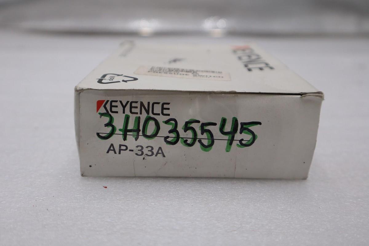 Used NEW OPEN BOX Keyence AP-33A Digital Pressurre Sensor STOCK 609-D
