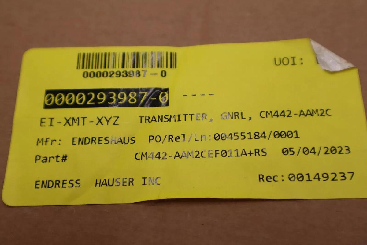 Used NEW IN BOX ENDRESS & HAUSER CM442-AAM2CEF011A+RS TRANSMITTER STOCK G94