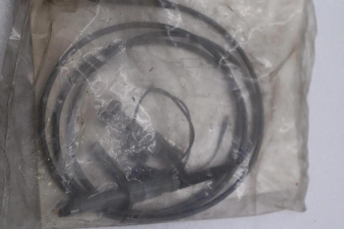 NEW OPEN BOX Tektronix P6006 PROBE STOCK K-3321