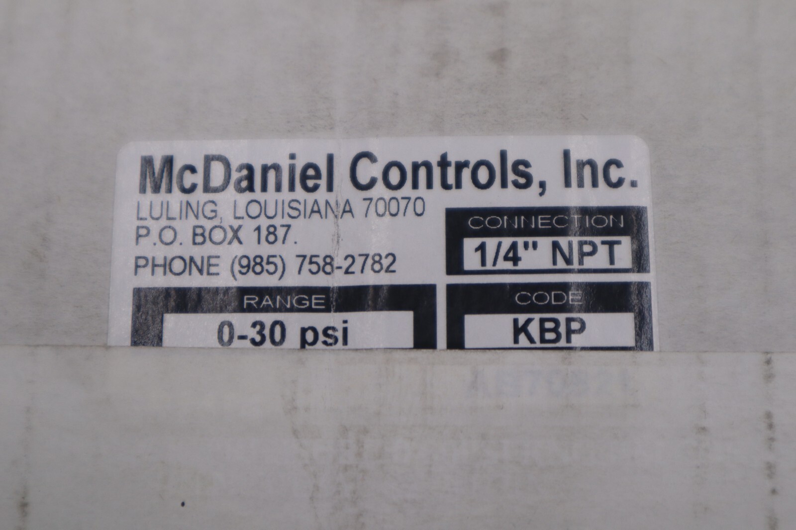 Used NEW OPEN BOX McDaniel Controls Pressure Gauge 0-30 PSI 1/4 Npt STOCK K-3377