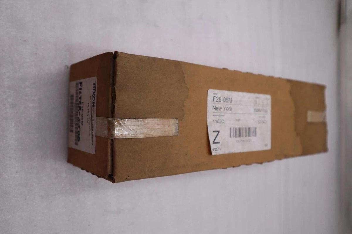 Used DIXON F28-06M 150PSI 3/4" - NEW IN BOX - STOCK GF1281