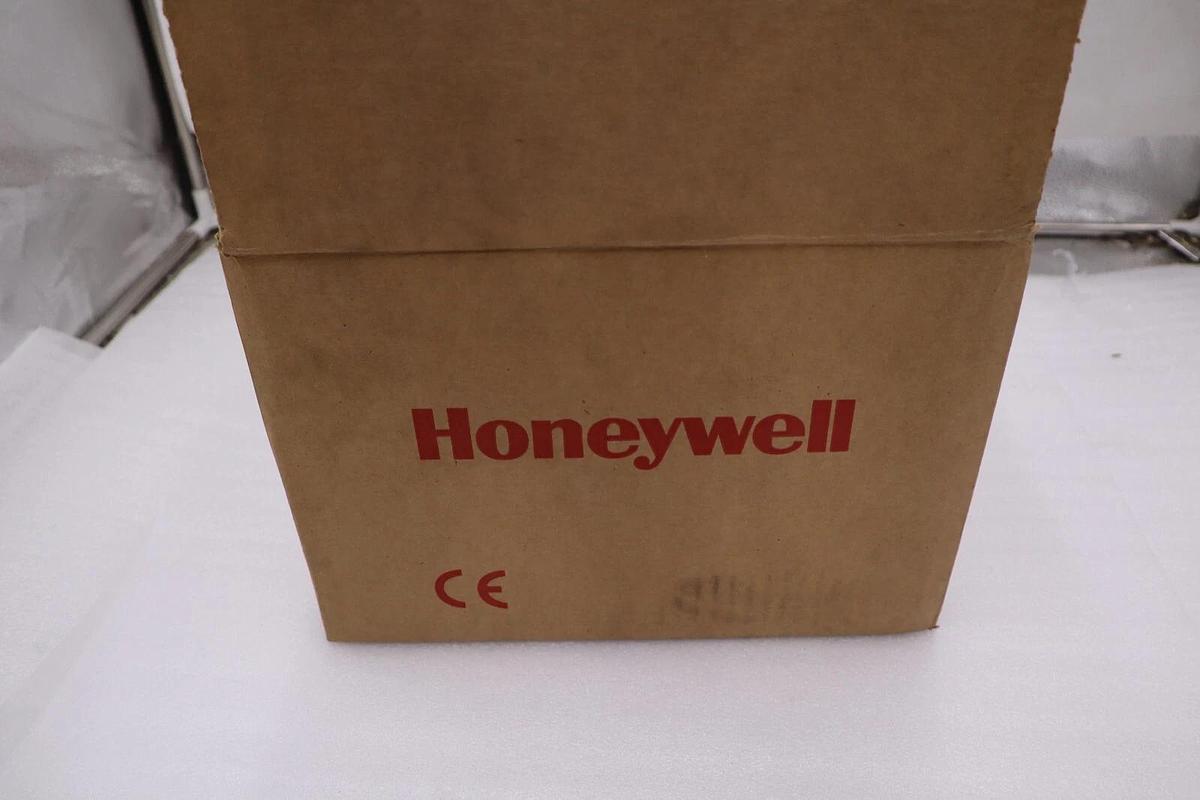 Used NEW Honeywell STD820-L1HC4AS-1-A-ADE-11S-A-20A0-00-000 Transmitter STOCK 2525-A