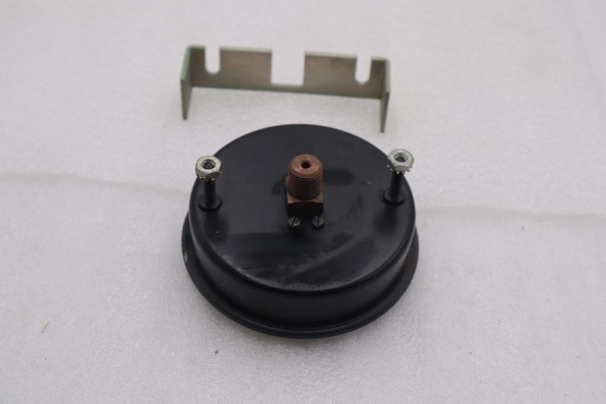 Used MARSHALLTOWN GAUGE 3 1/2" 60PSI GAUGE #L-802