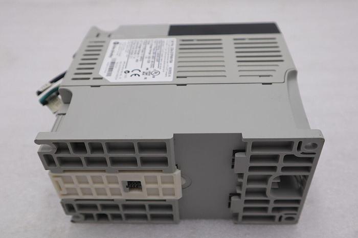 Used ALLEN BRADLEY 22A-D1P4N104 SER. A ADJUSTABLE FREQUENCY AC DRIVE STOCK B-1296