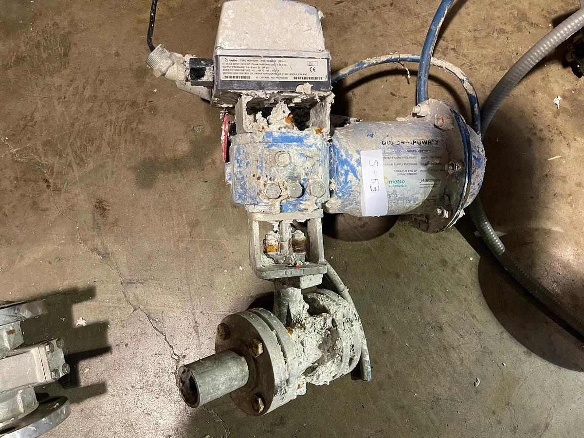 Used 2" JAMESBURY QUADRA-POWR X METSO QPX1C/K15 100PSI V-BALL VALVE NELES S-53 W-30