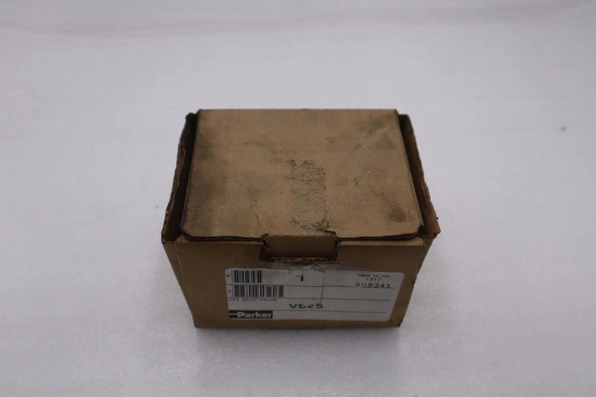 NEW OPEN BOX Parker VL25 4-Way / 3-Position Pneumatic Control Valve STK L219CC