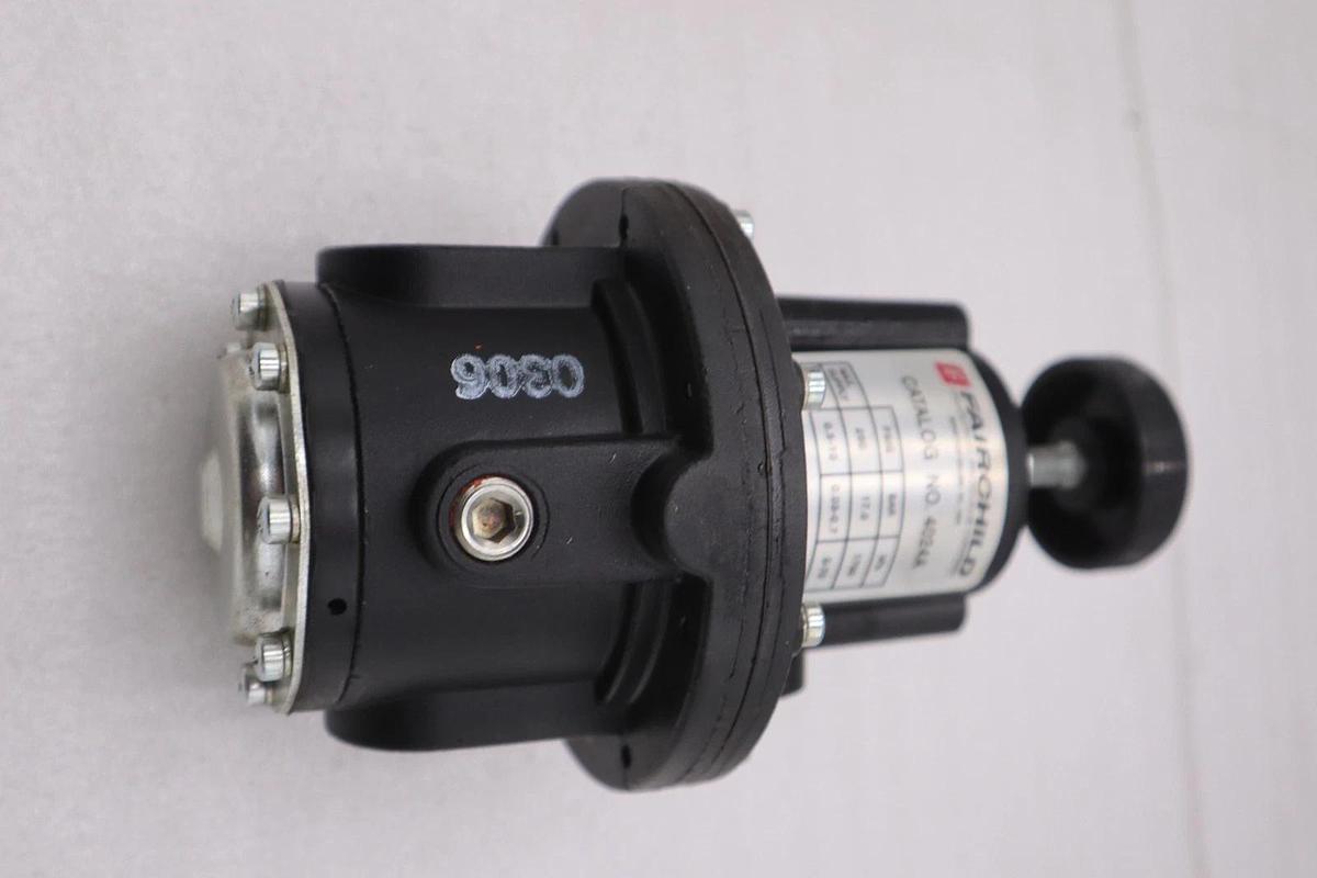 NEW OPEN BOX FAIRCHILD INDUSTRIAL PROD 4024A AIR PRESSURE REGULATOR STK GF465