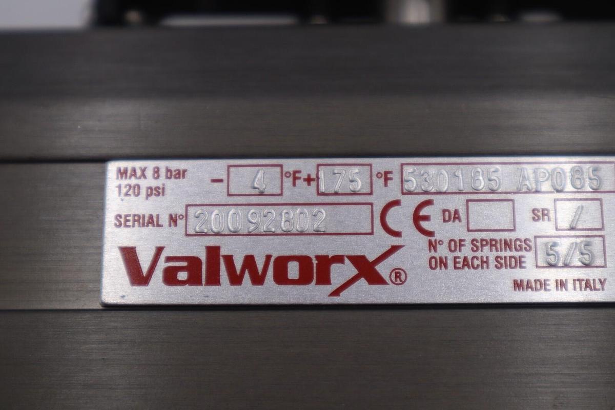 Used VALWORX 530185 AP085 PNEUMATIC ACTUATOR W/ 529102A SOLENOID 529910A VALVE #010-A