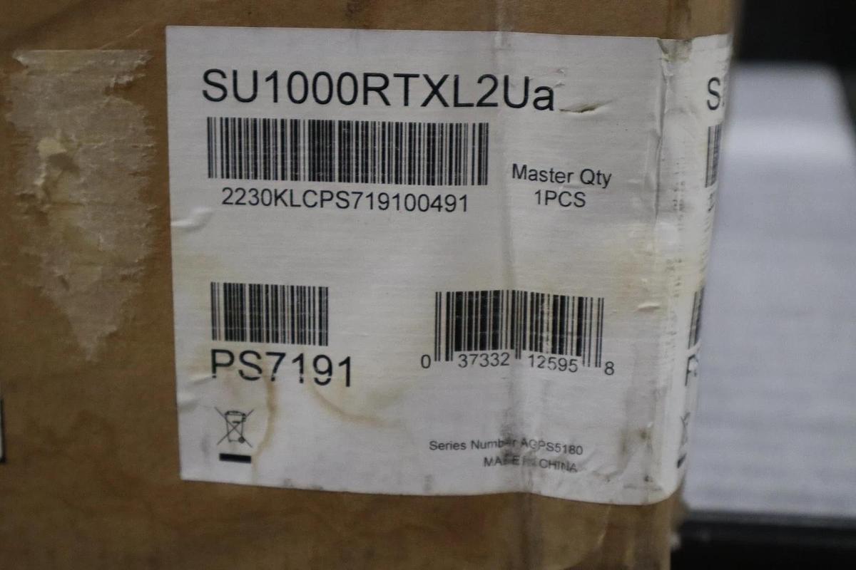 Used NEW Tripp Lite SU1000RTXL2UA Smart Online Ups 120V 800W Double Conversion #H1887