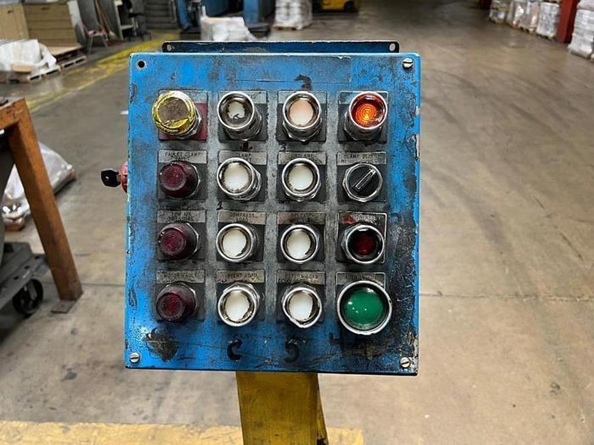 Used AUTOMATAN LOAD TURNER MODEL 73TCP