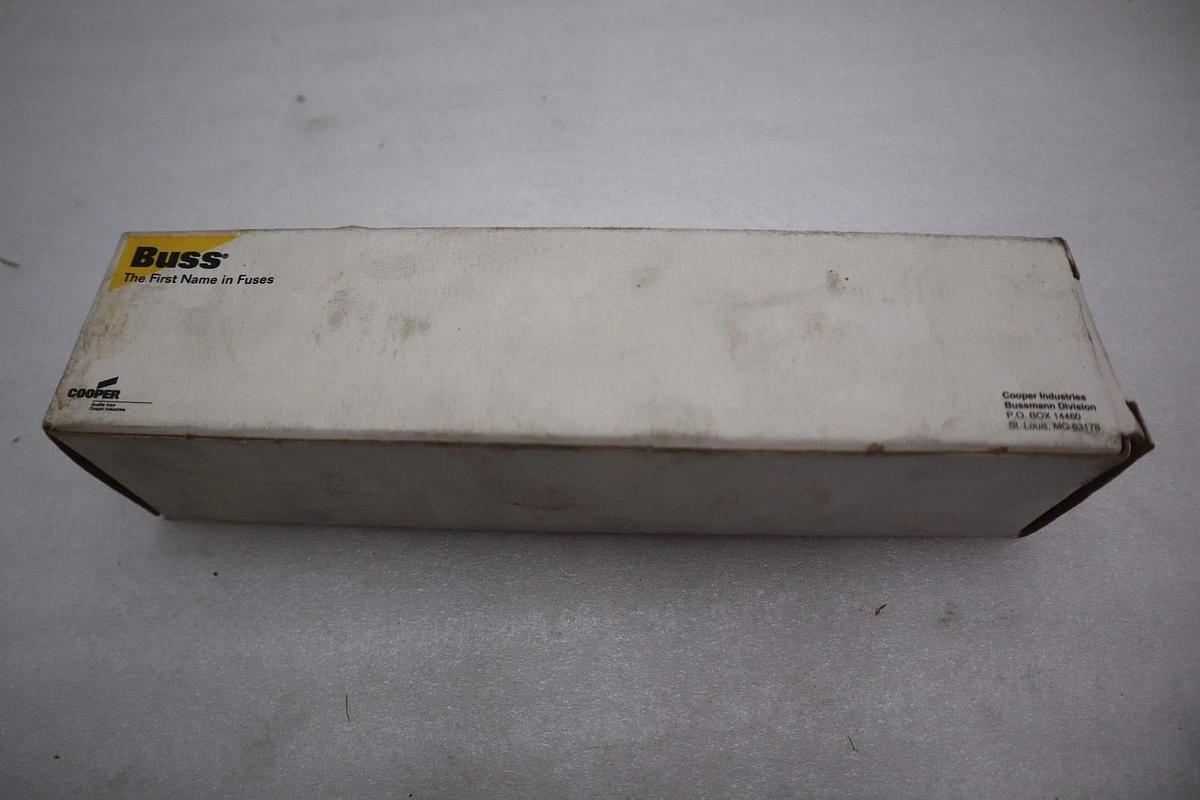 BUSSMANN - NON-400 - 250V, Class H Fuse NEW OPEN BOX STK GF284A