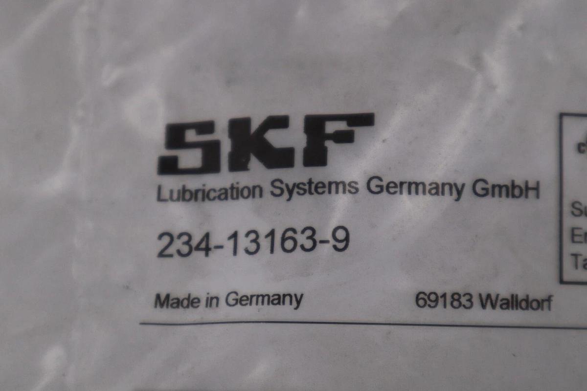 Used NEW IN BOX Lincoln 664-85242-5 Proximity Switch Kit STOCK H789