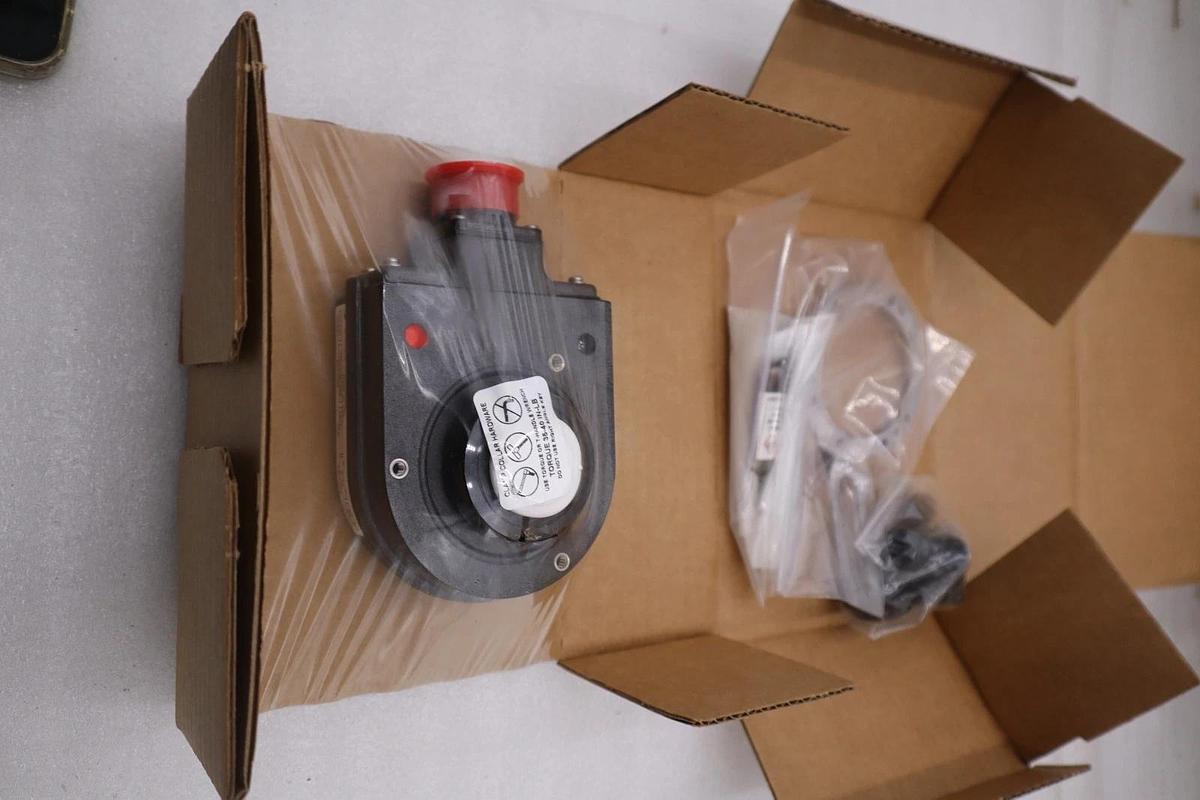 Used NEW AVTRON HS35MYY6FCU0FA00/ HS35M YY6FCU0FA00 ENCODER - STOCK GF1121