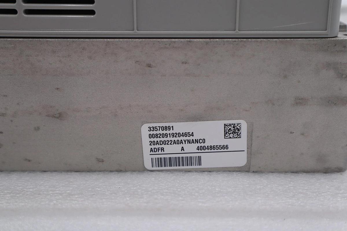 NEW SURPLUS Allen Bradley 20AD022A0AYNANC0 /A PowerFlex 70 AC Drive 480VAC #4009