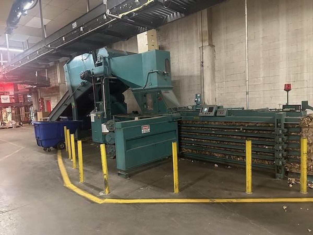 Used MAREN MODEL 72-S-0E-75 40HP HORIZONTAL AUTO-TIE BALER W/MAREN MODEL 60 HOGGER