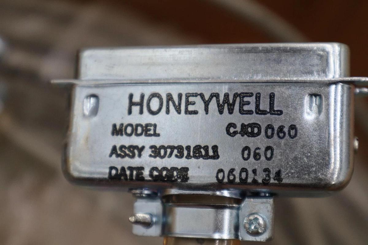 Used NEW HONEYWELL 51201420-060/ CKD060  POWER CABLE ASSEMBLY STOCK G581