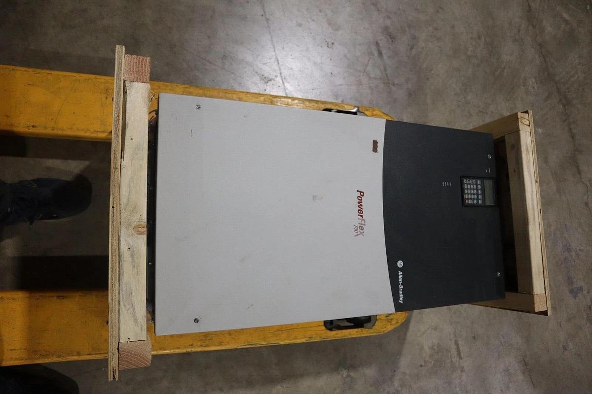 Used 125 HP ALLEN BADLEY 20be125a3annanc0nnad POWERFLEX 700 DRIVE STOCK S-604